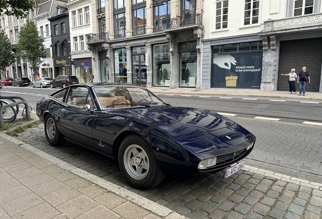 Ferrari 365 GTC/4