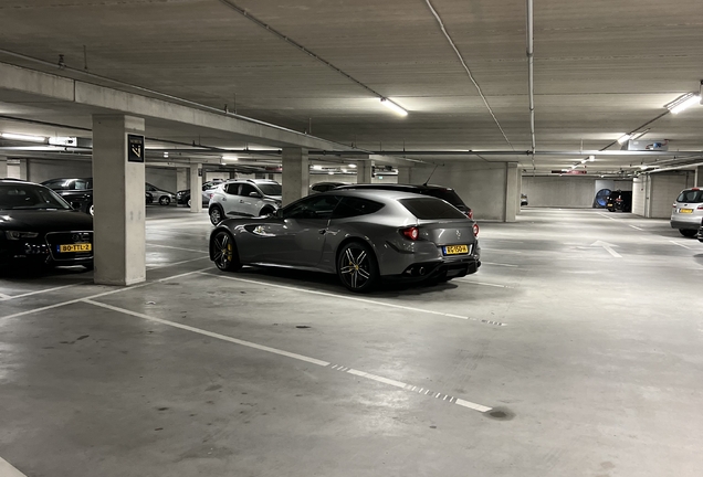 Ferrari FF