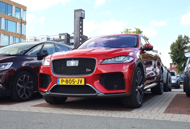 Jaguar F-PACE SVR