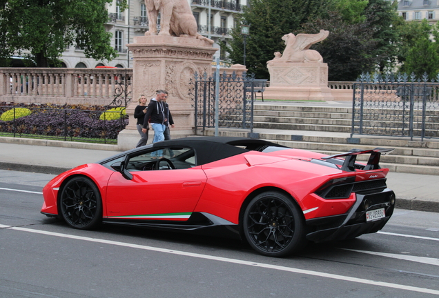 Lamborghini Huracán LP640-4 Performante Spyder