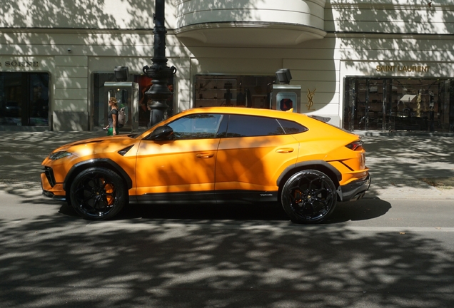 Lamborghini Urus Performante