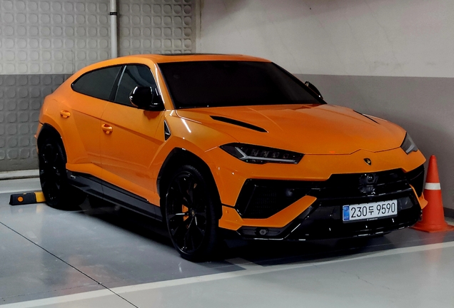 Lamborghini Urus S