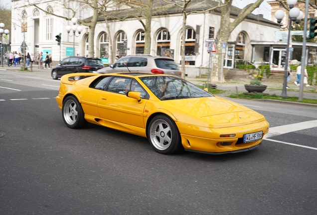 Lotus Esprit S4S