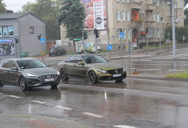 Mercedes-AMG C 63 S W205