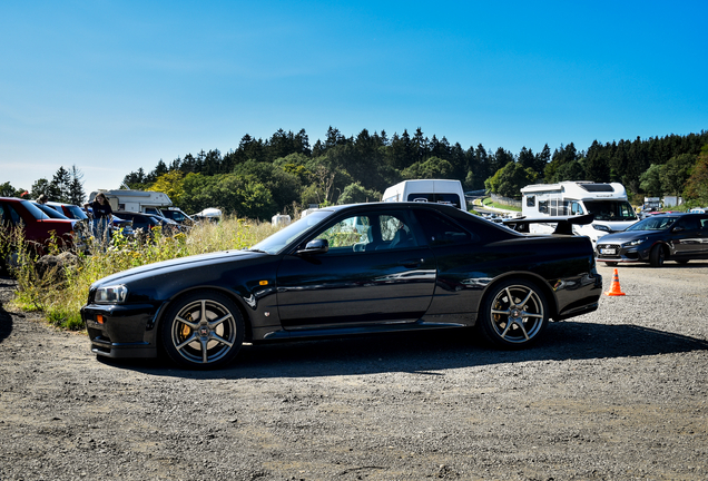 Nissan Skyline R34 GT-R