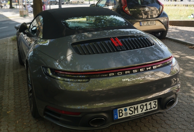 Porsche 992 Carrera 4S Cabriolet