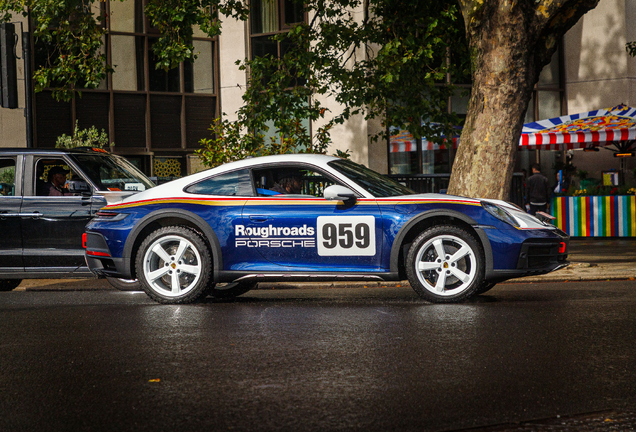 Porsche 992 Dakar