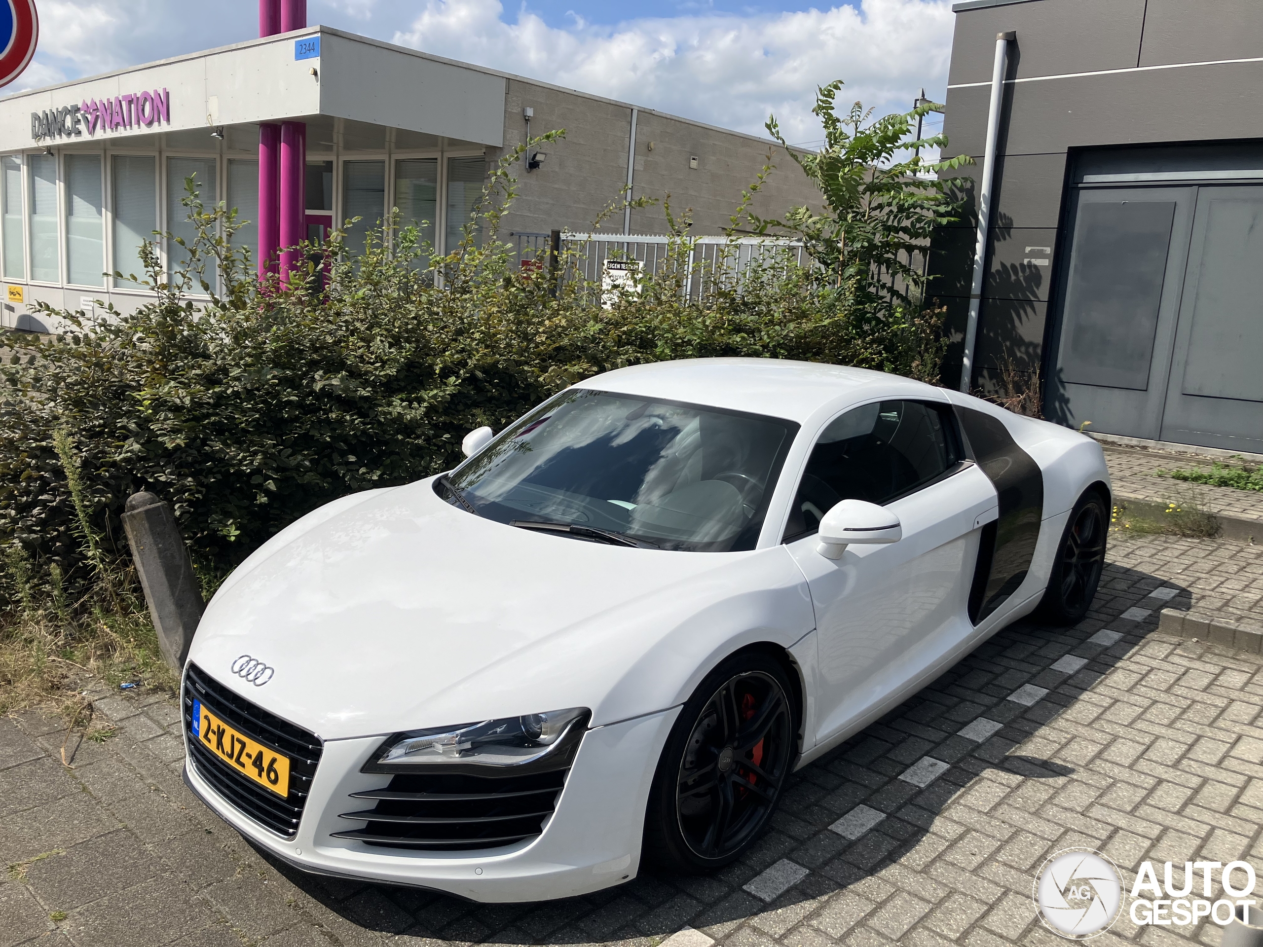 Audi R8