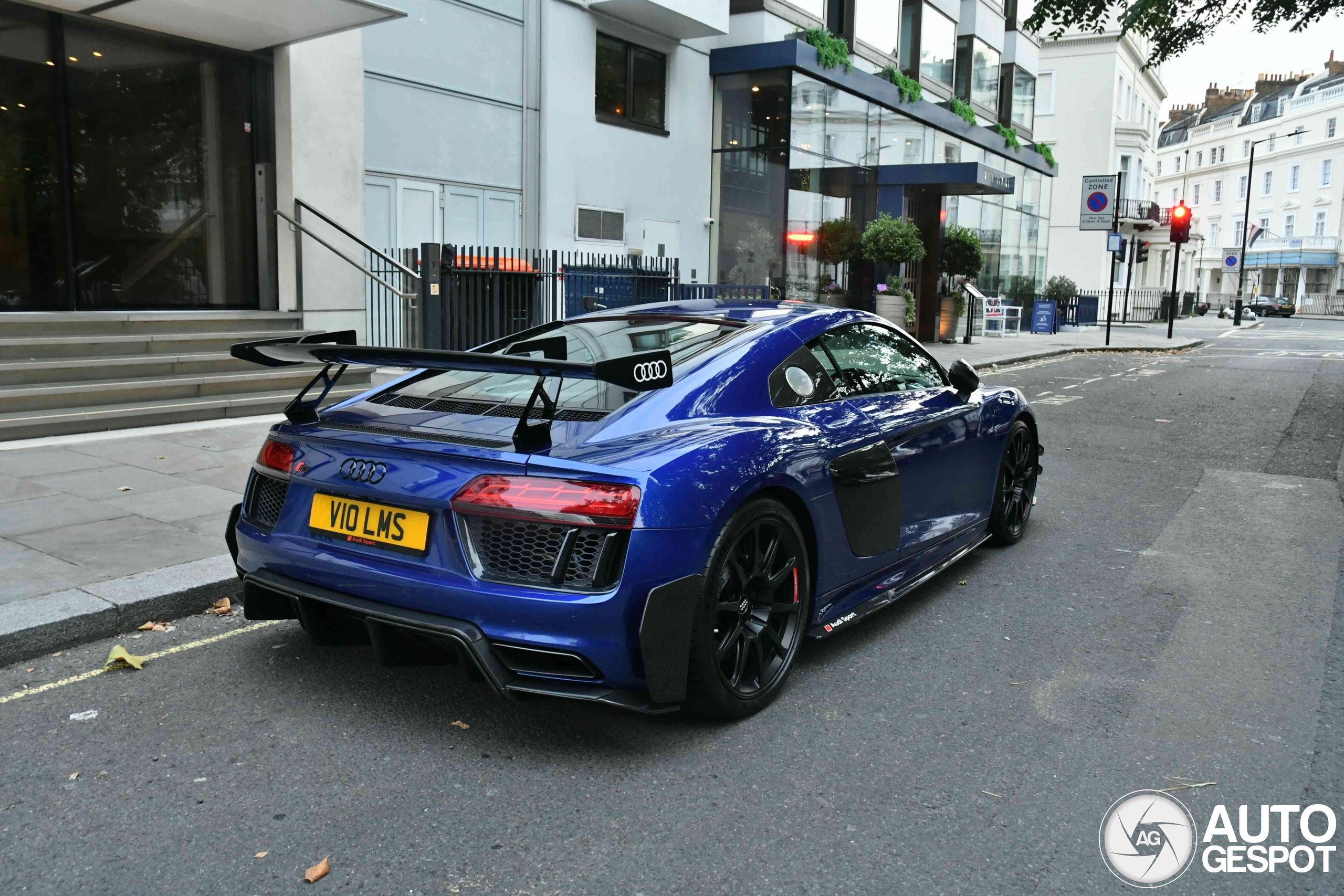 Audi R8 V10 Plus 2015