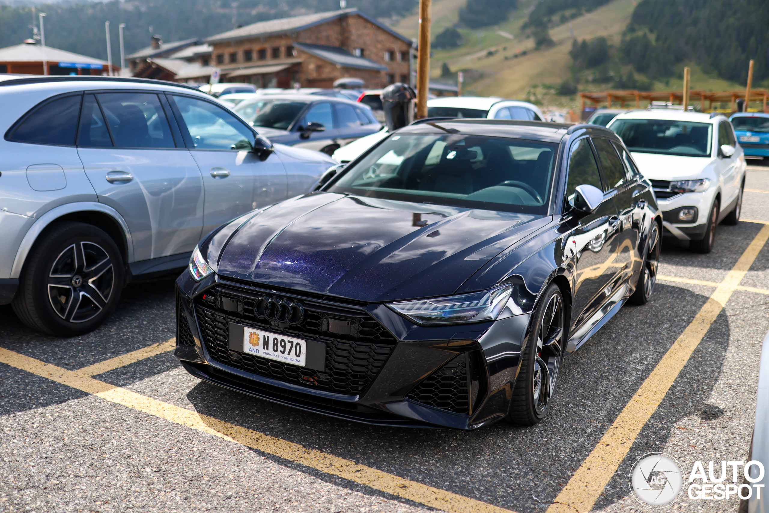 Audi RS6 Avant C8