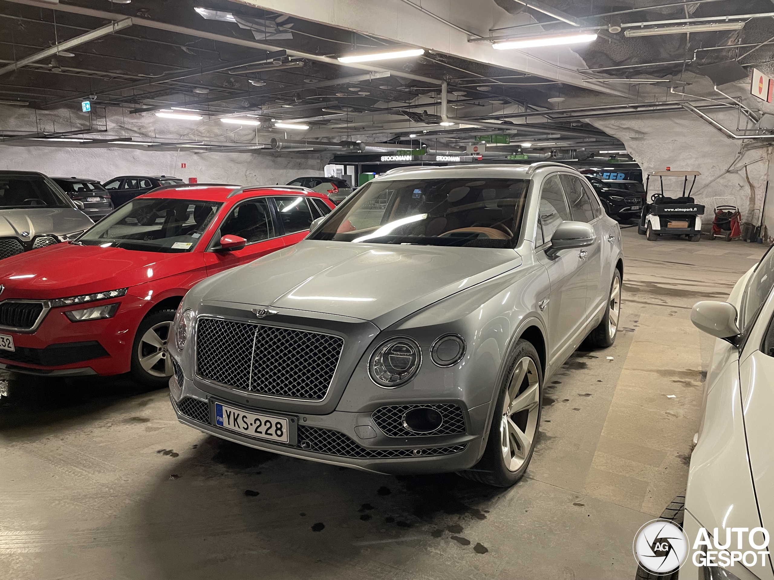 Bentley Bentayga Hybrid