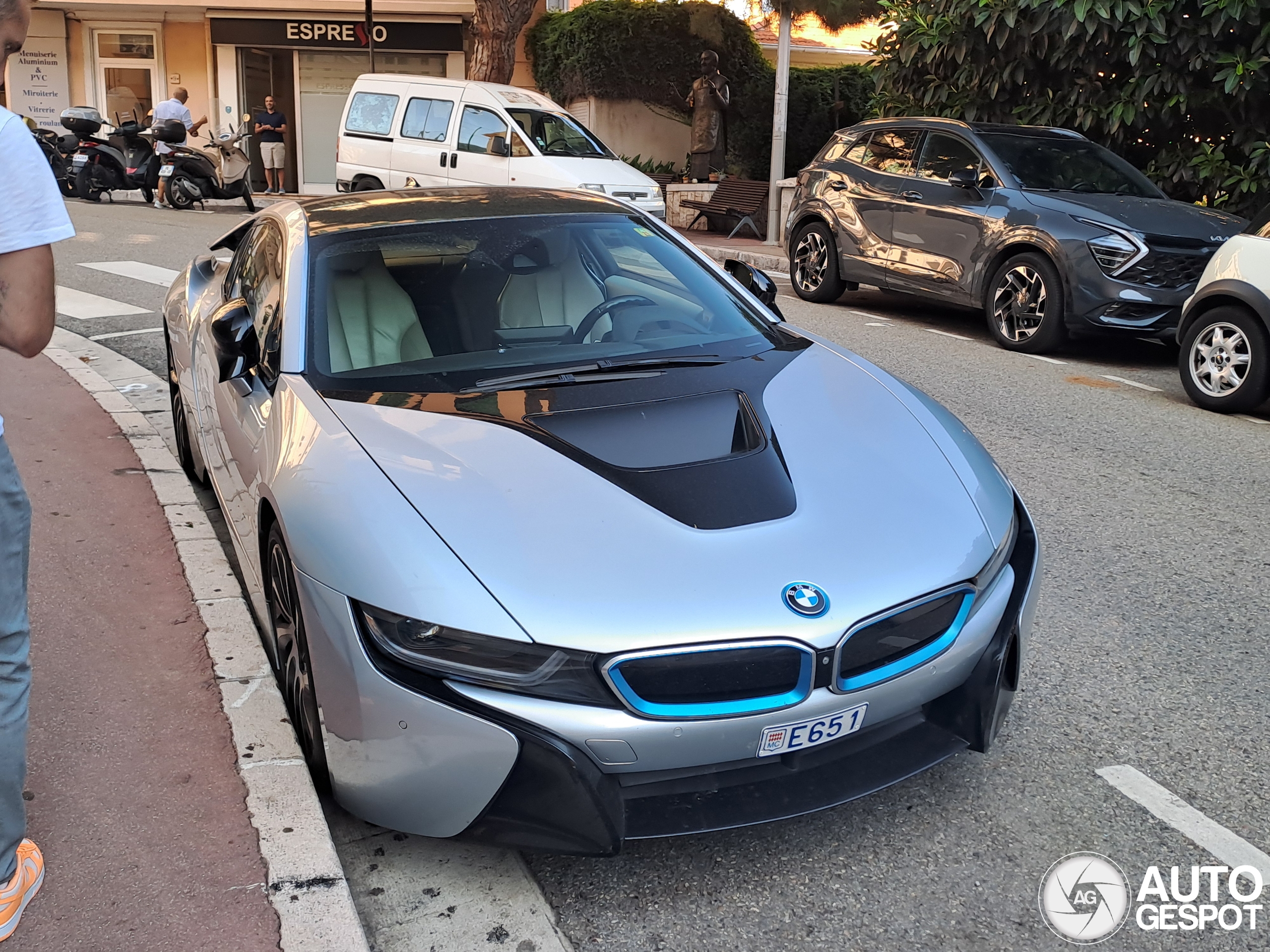 BMW i8