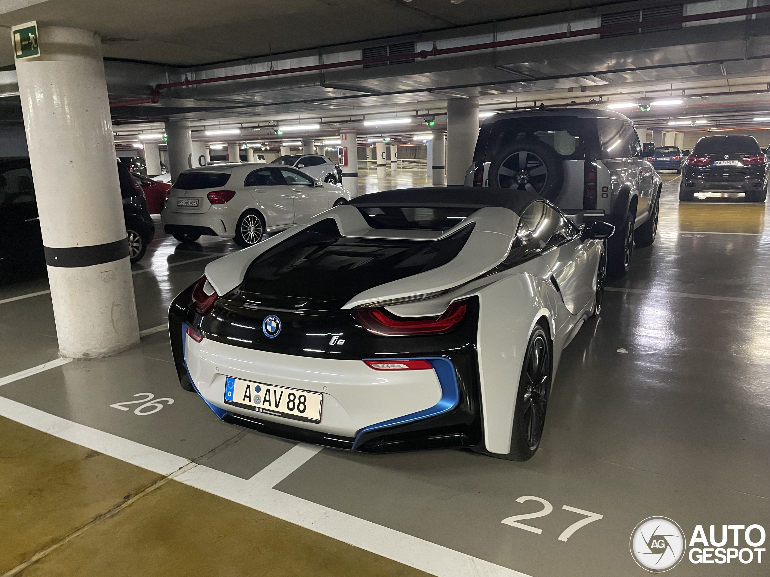 BMW i8 Roadster