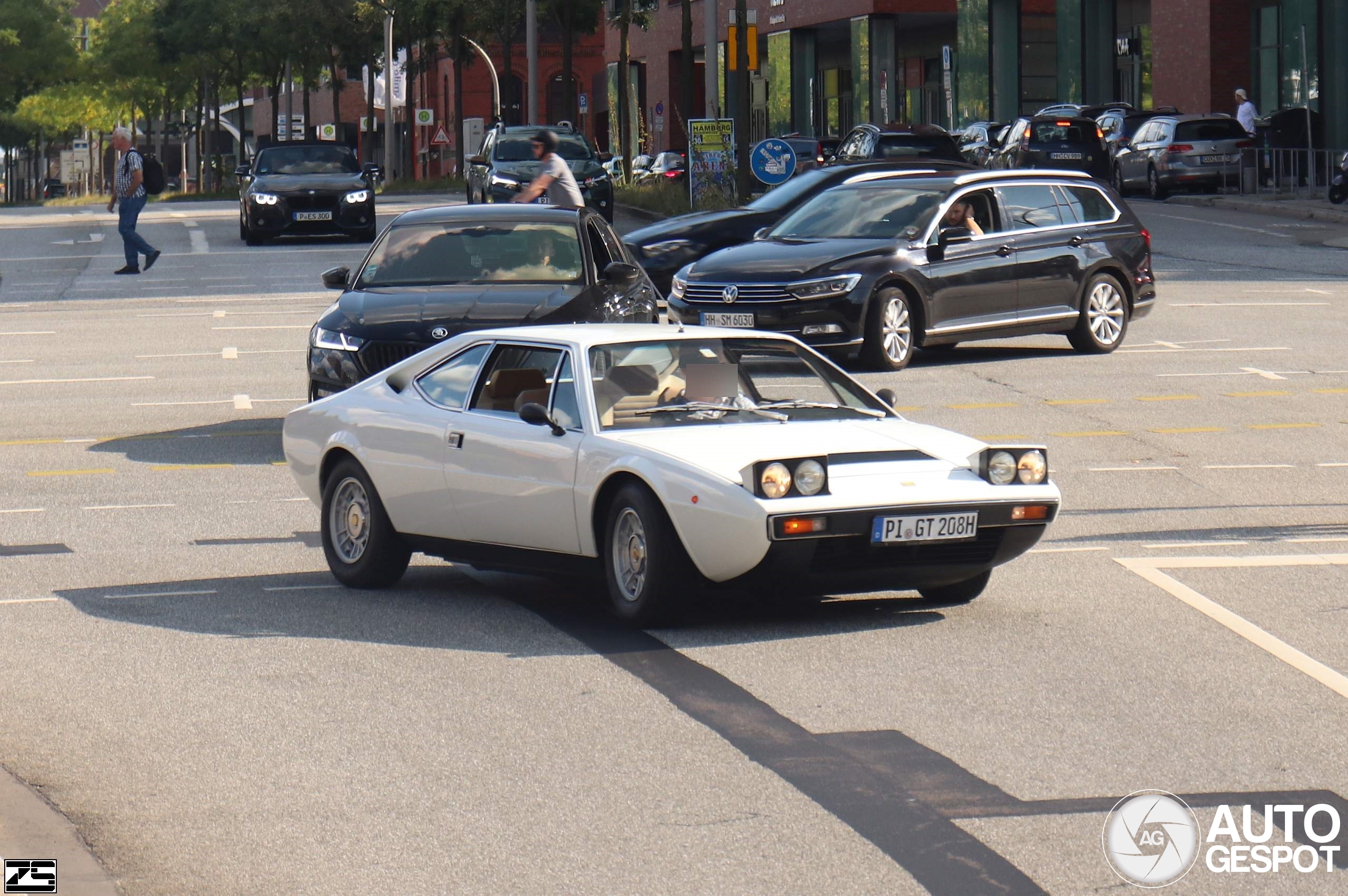 Ferrari Dino 208 GT4