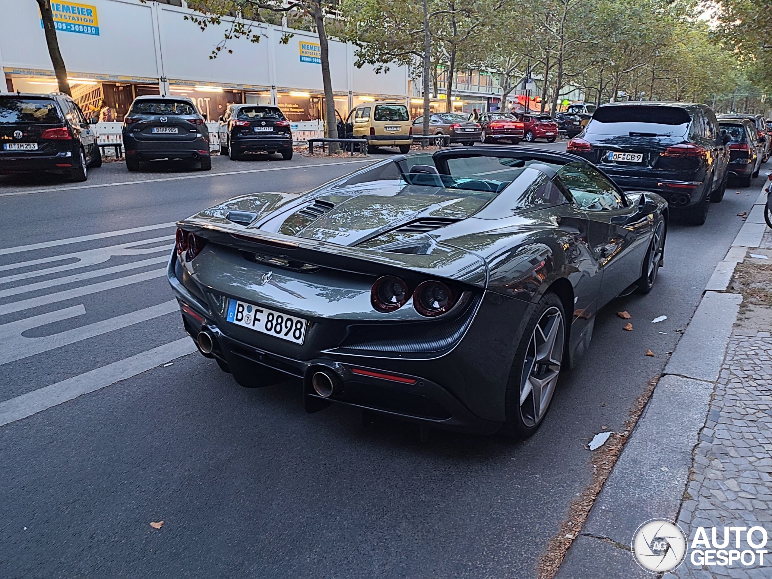 Ferrari F8 Spider