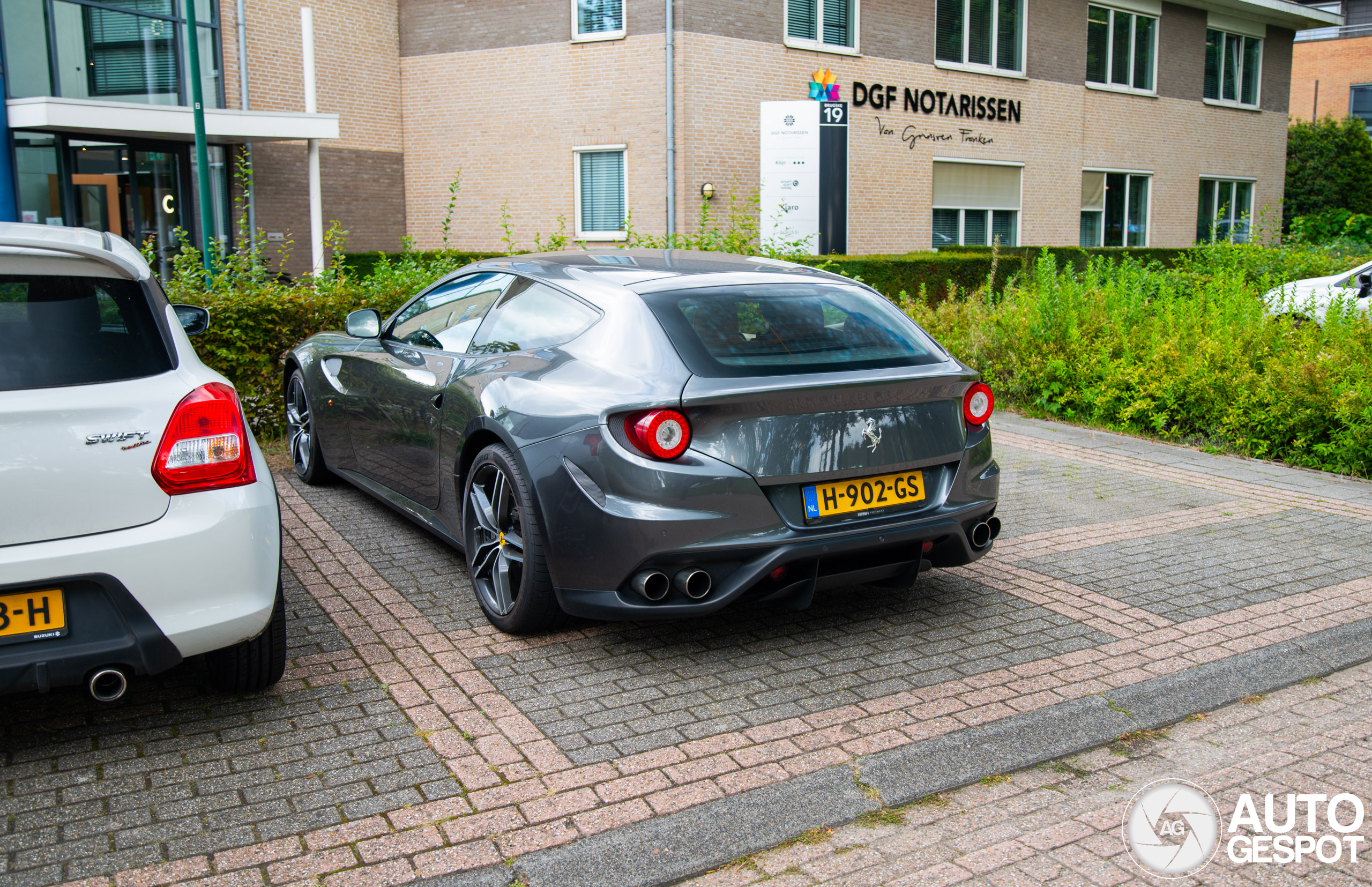 Ferrari FF