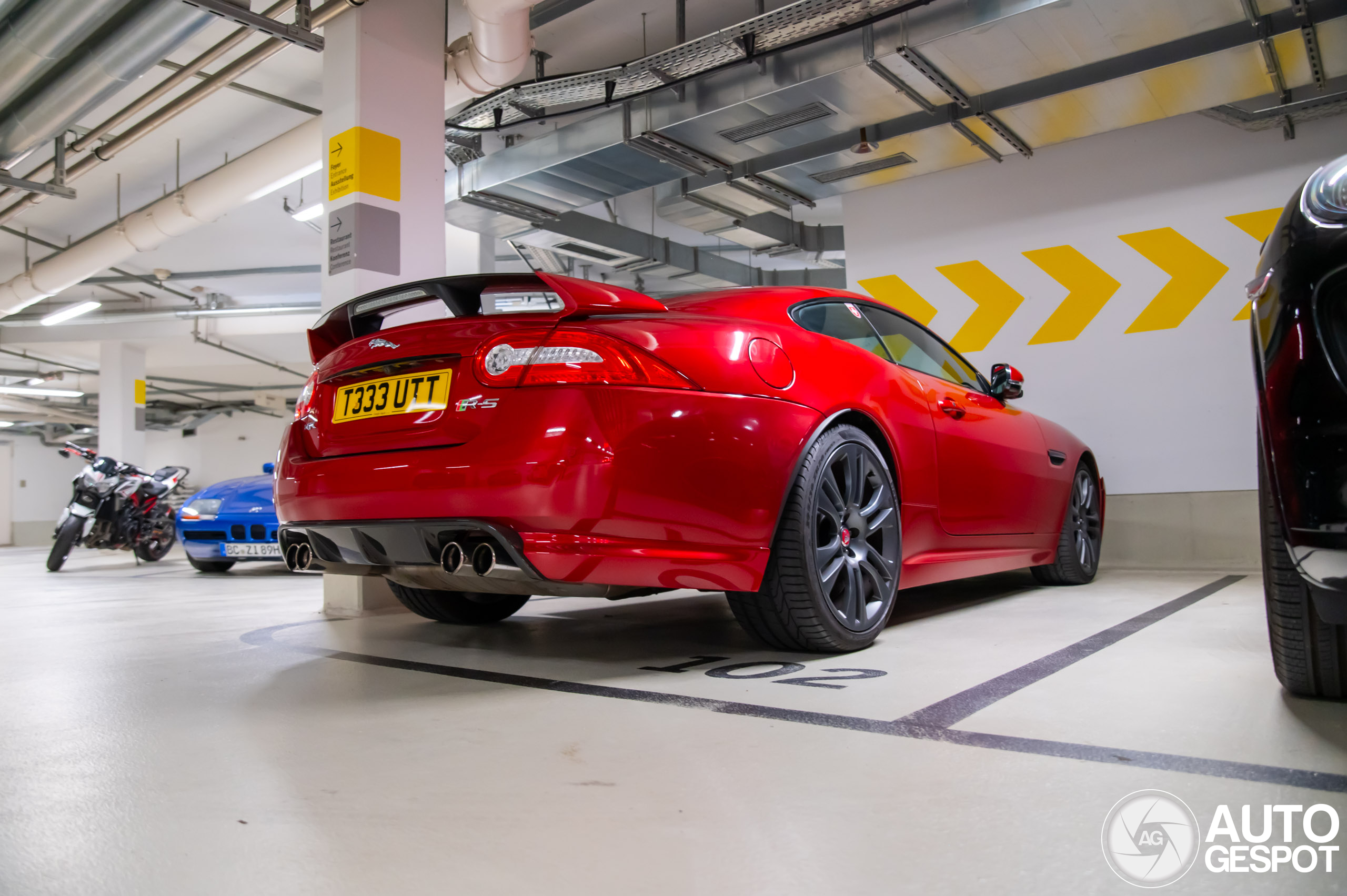 Jaguar XKR-S 2012