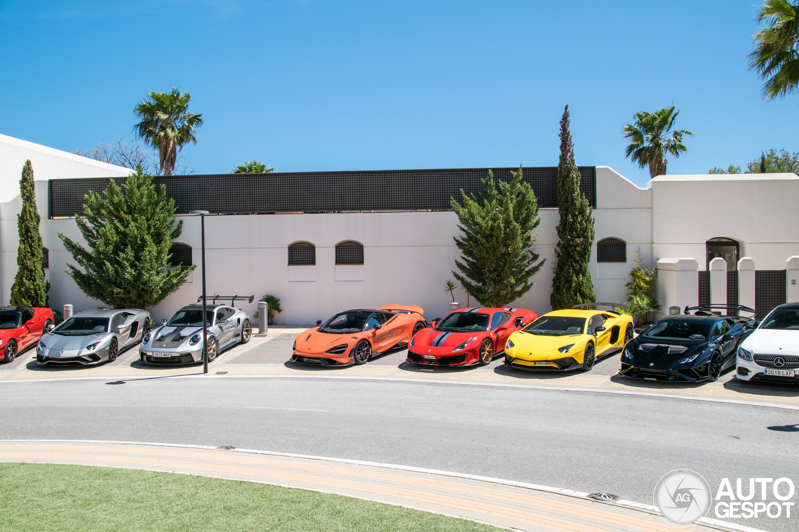 Lamborghini Aventador S LP740-4