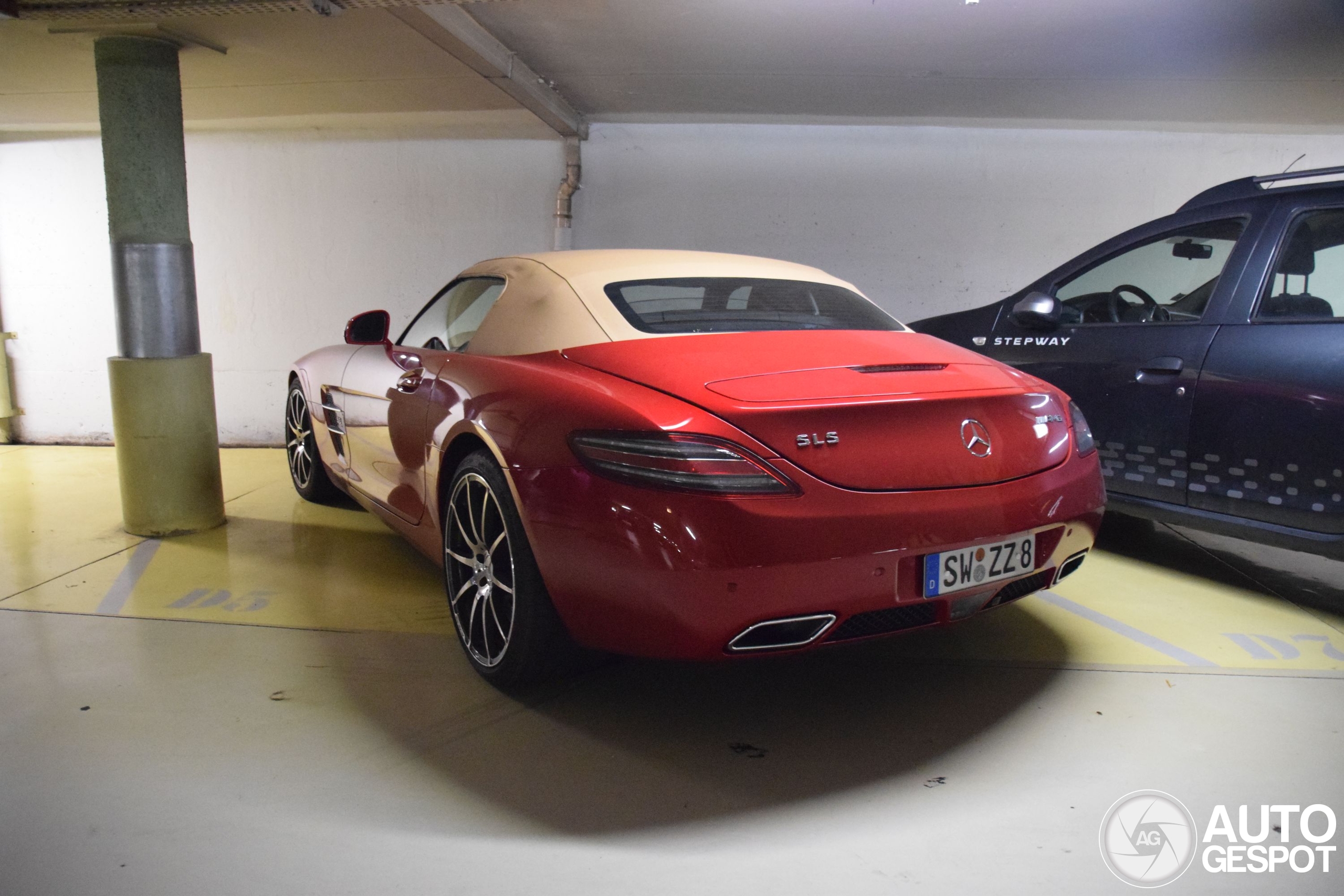 Mercedes-Benz SLS AMG Roadster