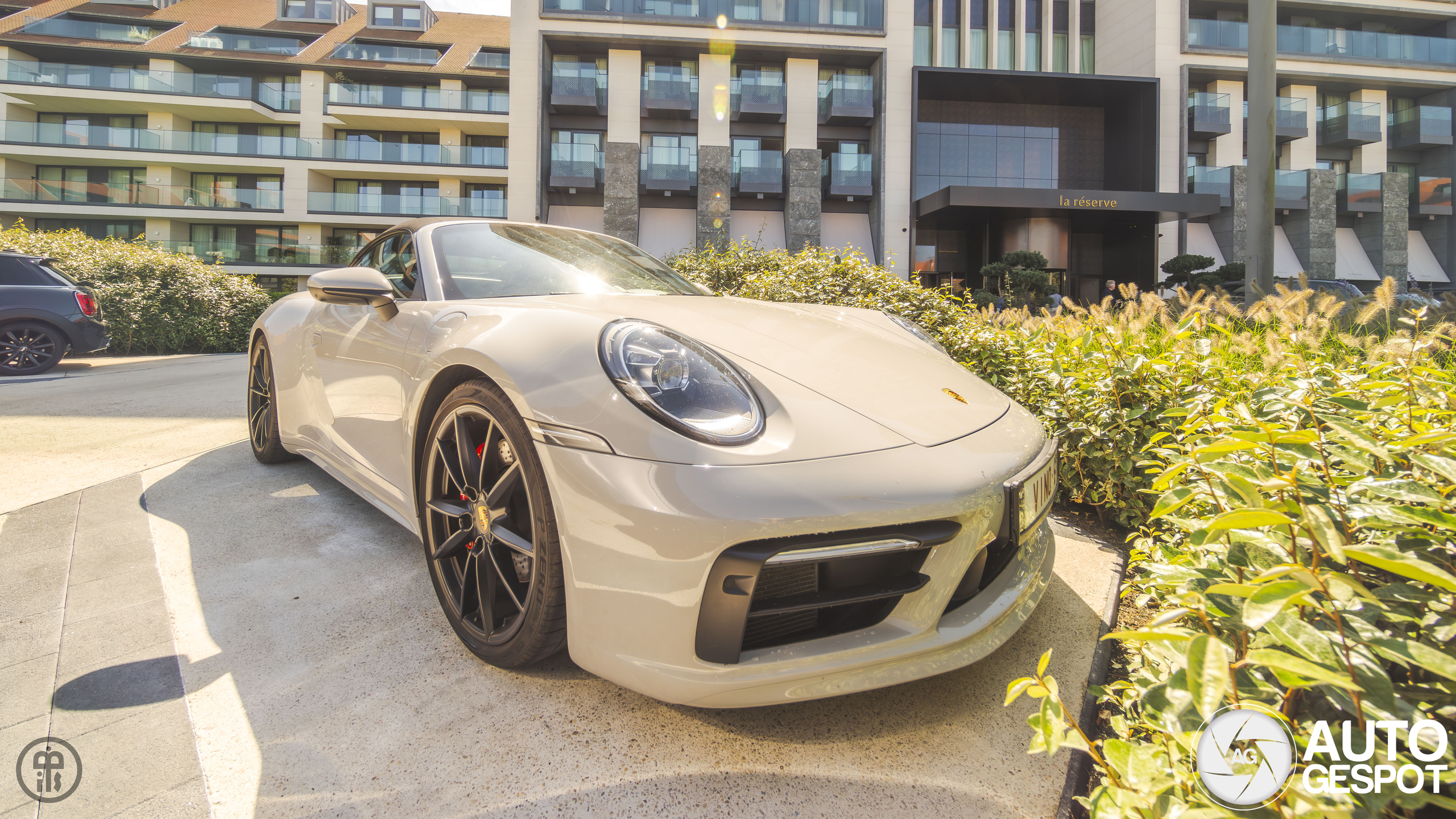 Porsche 992 Carrera 4S Cabriolet