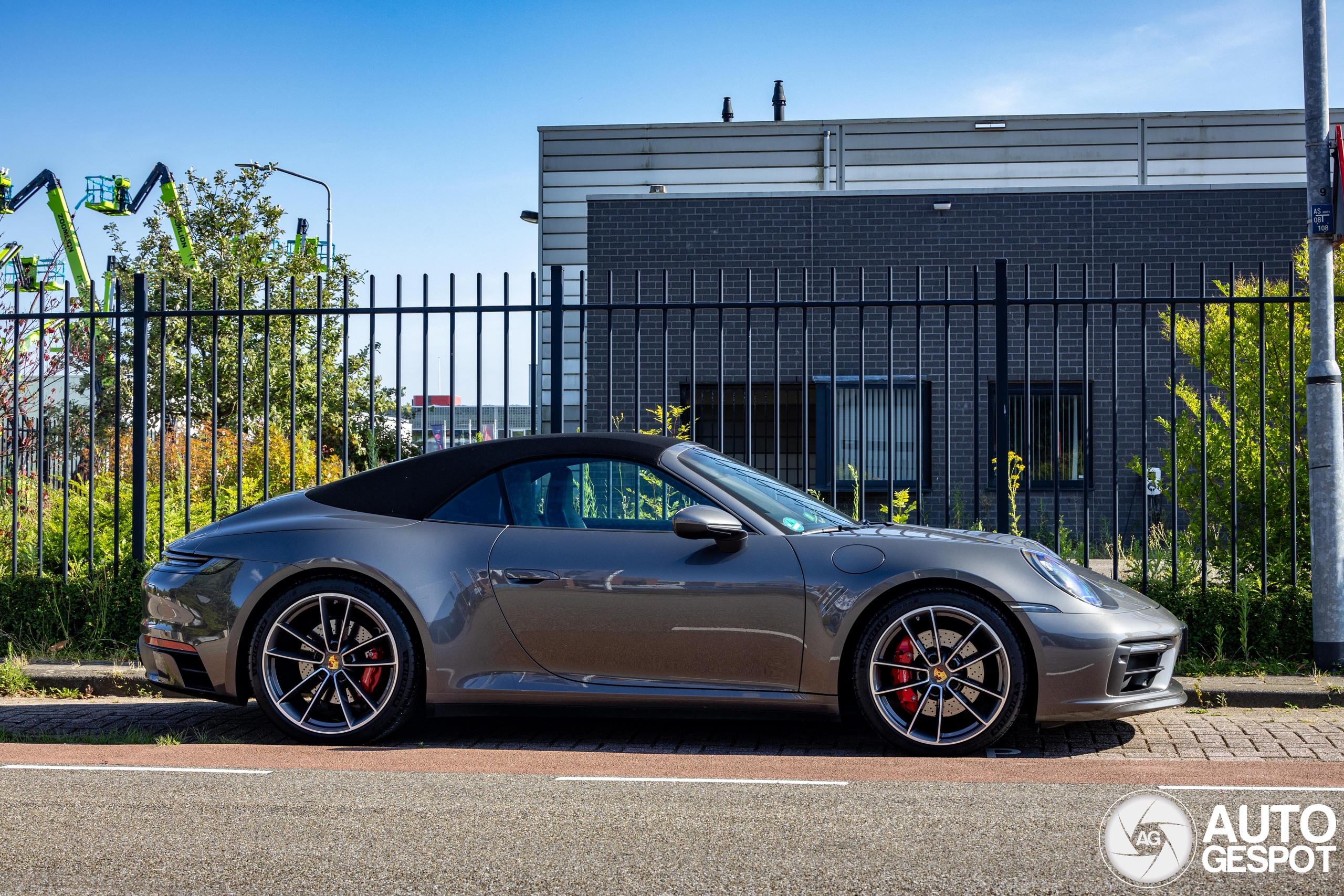 Porsche 992 Carrera S Cabriolet