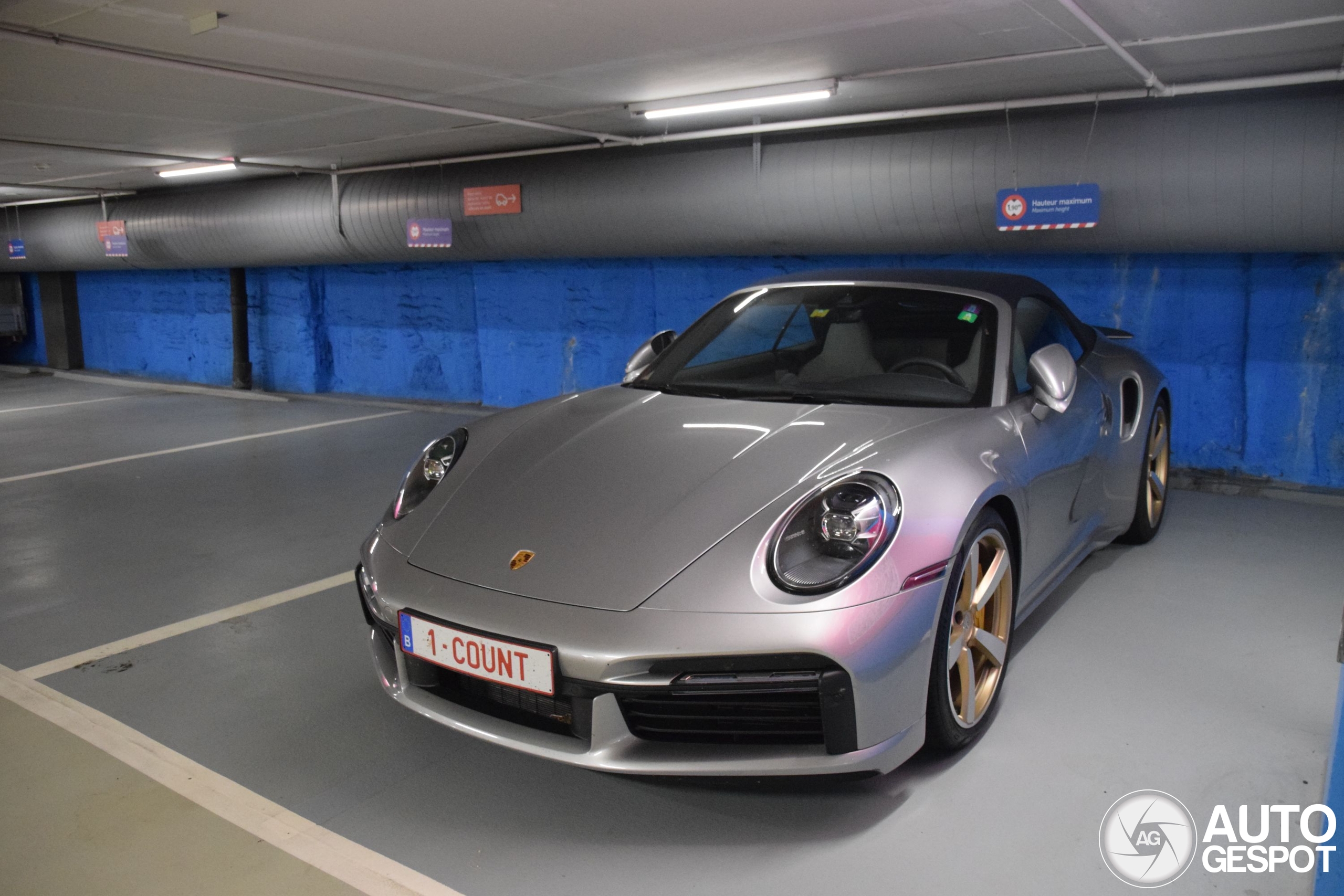 Porsche 992 Turbo Cabriolet