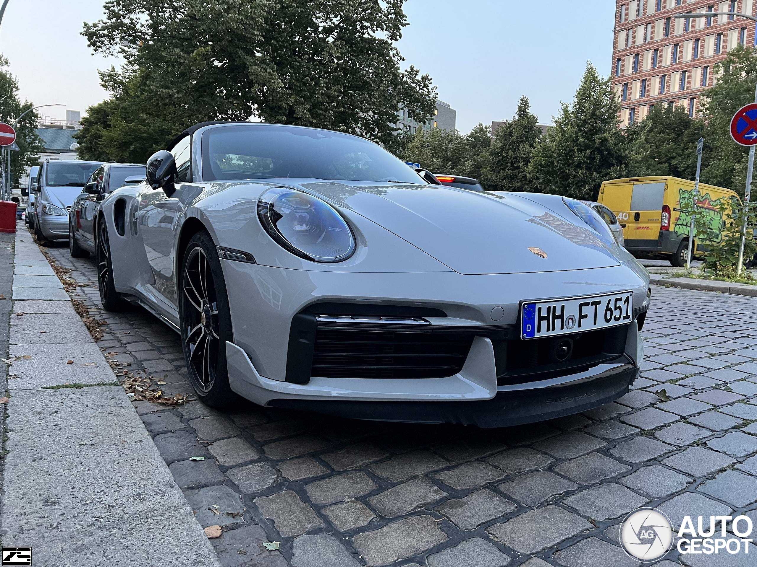 Porsche 992 Turbo S Cabriolet