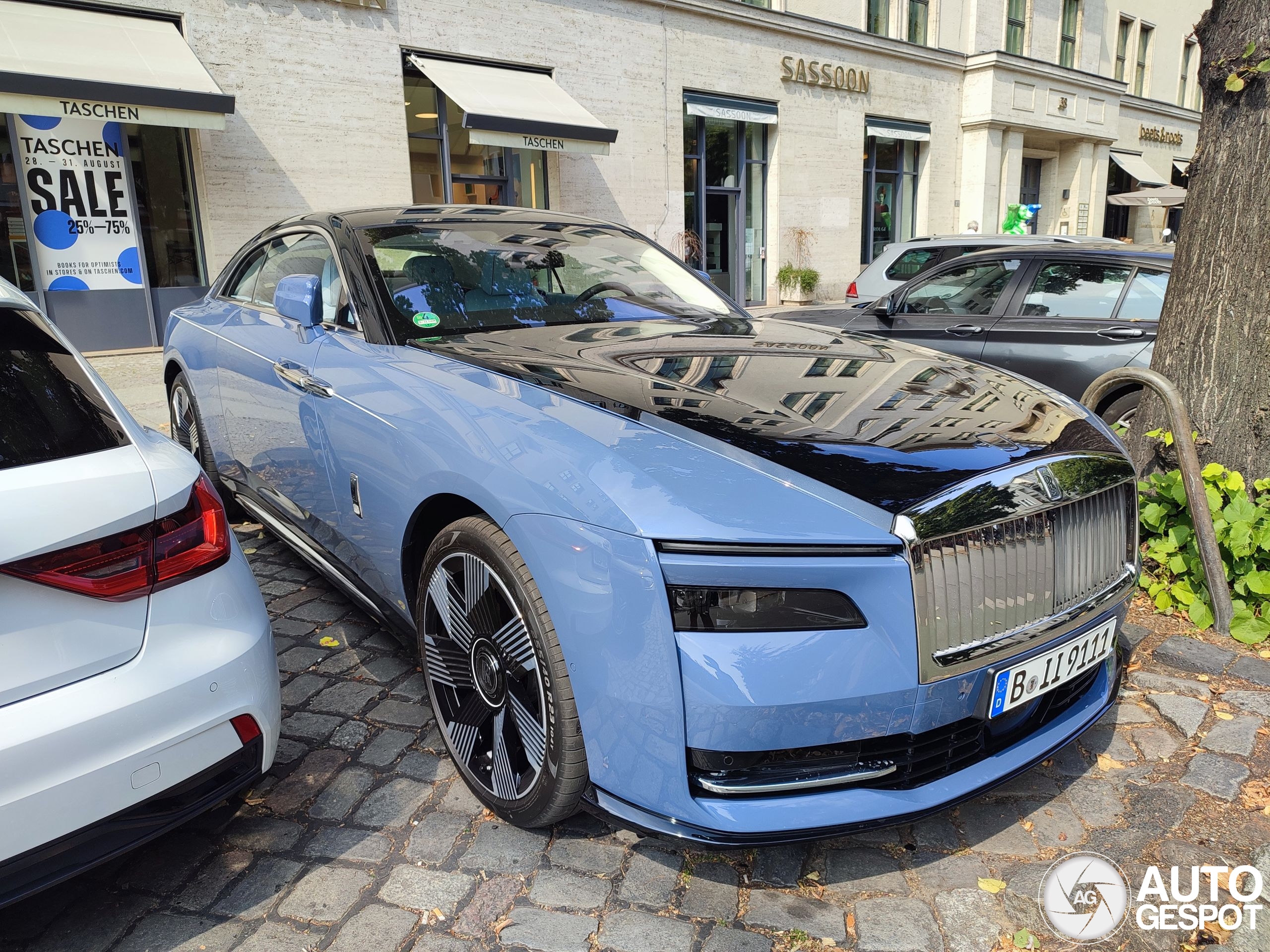 Rolls-Royce Spectre