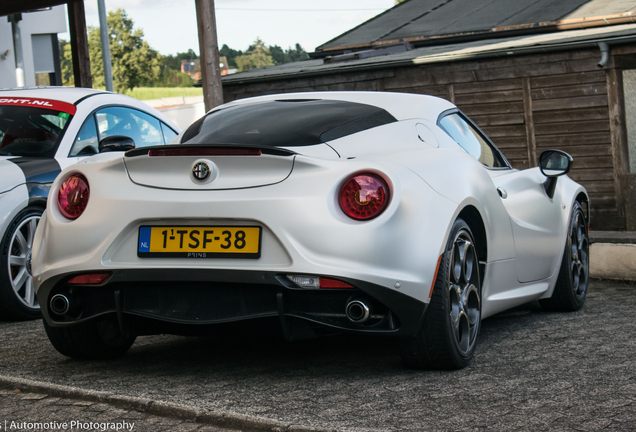 Alfa Romeo 4C Launch Edition