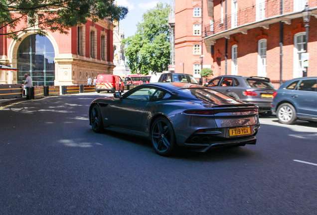 Aston Martin DBS Superleggera