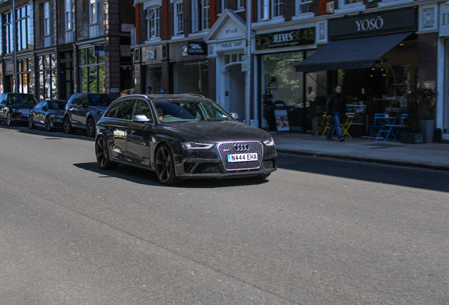 Audi RS4 Avant B8