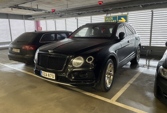 Bentley Bentayga Hybrid