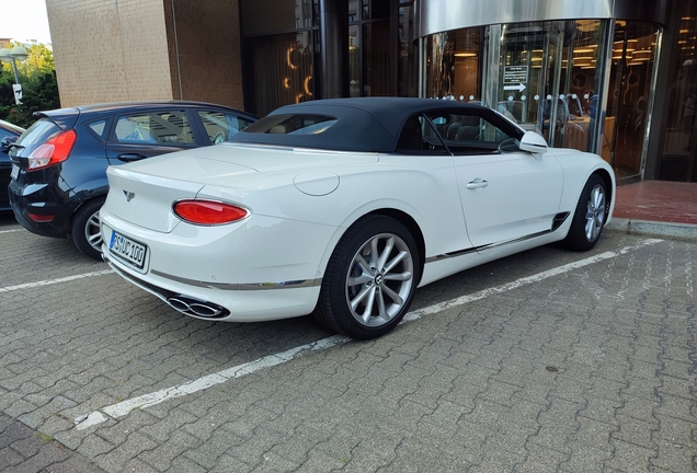 Bentley Continental GTC V8 2020