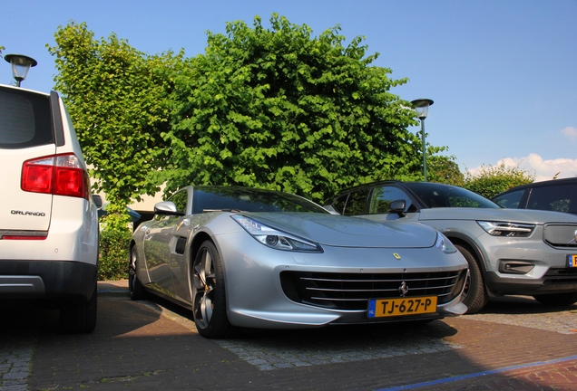 Ferrari GTC4Lusso T