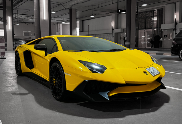 Lamborghini Aventador LP750-4 SuperVeloce