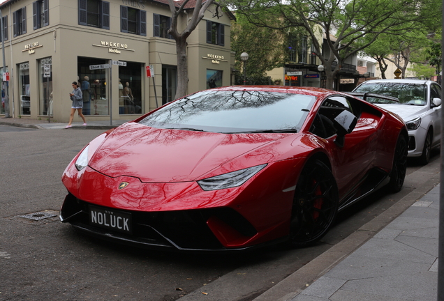 Lamborghini Huracán LP640-4 Performante