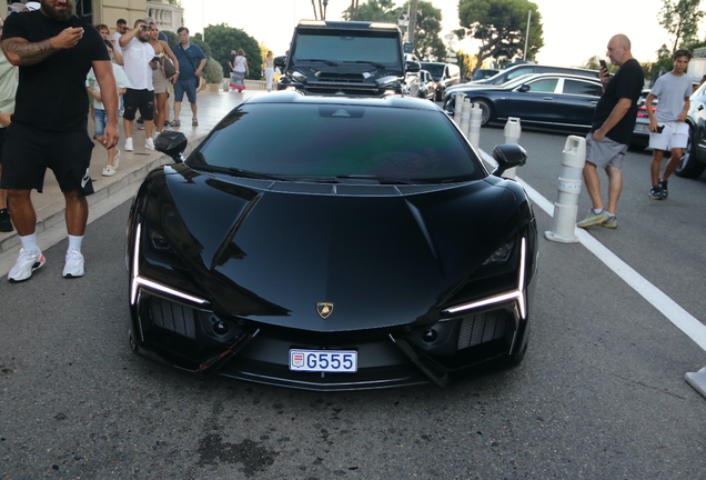 Lamborghini Revuelto