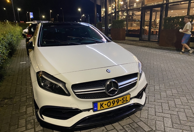 Mercedes-AMG A 45 W176 2015