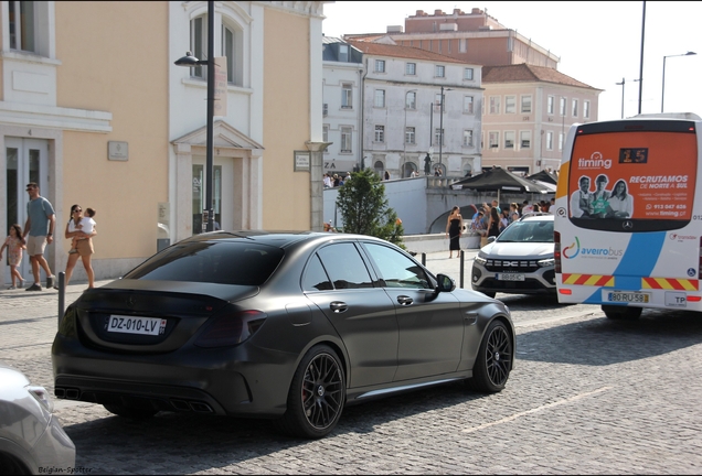 Mercedes-AMG C 63 S W205