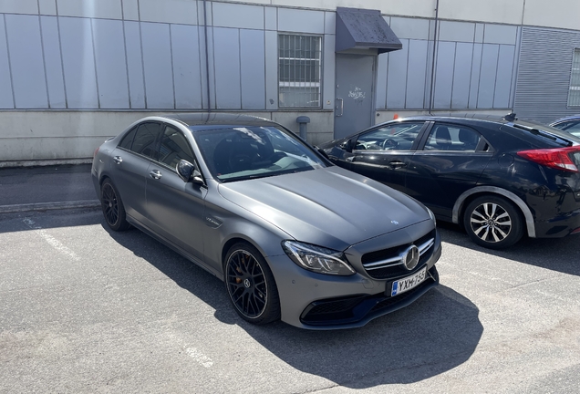 Mercedes-AMG C 63 S W205