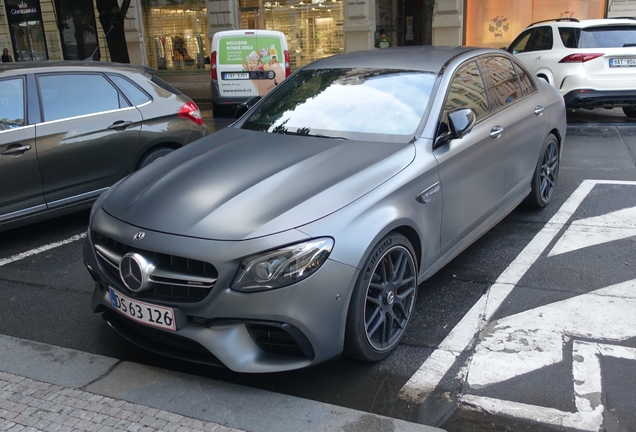 Mercedes-AMG E 63 S W213