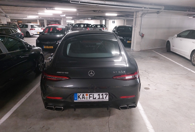 Mercedes-AMG GT 63 S X290