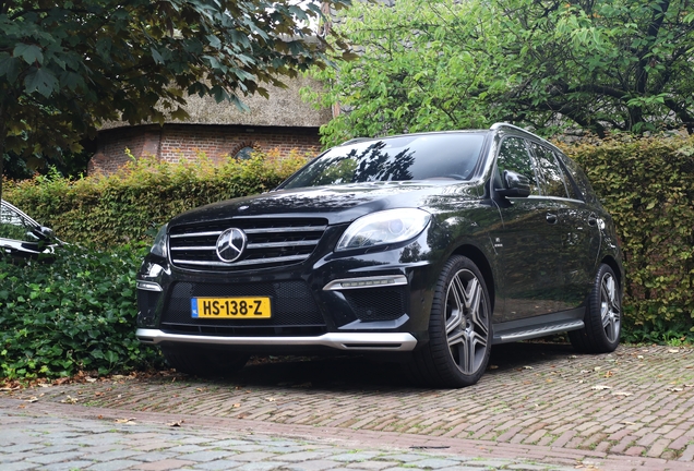 Mercedes-Benz ML 63 AMG W166