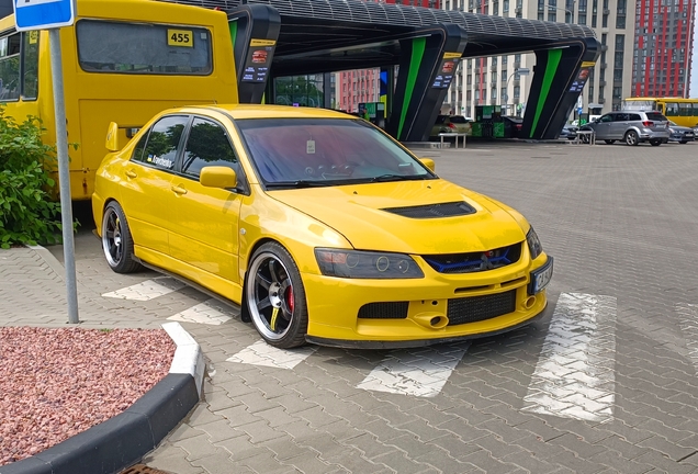 Mitsubishi Lancer Evolution IX