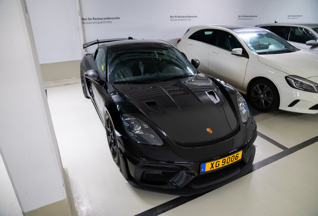 Porsche 718 Cayman GT4 RS Weissach Package