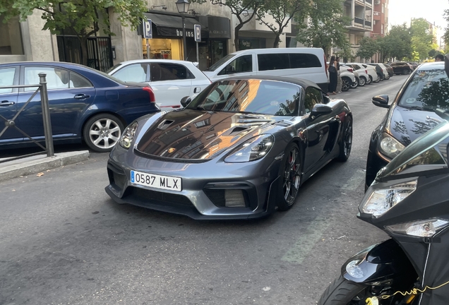 Porsche 718 Spyder RS