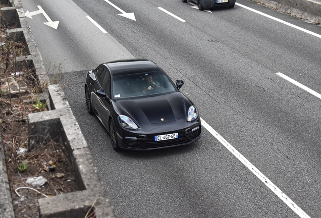 Porsche 971 Panamera Turbo