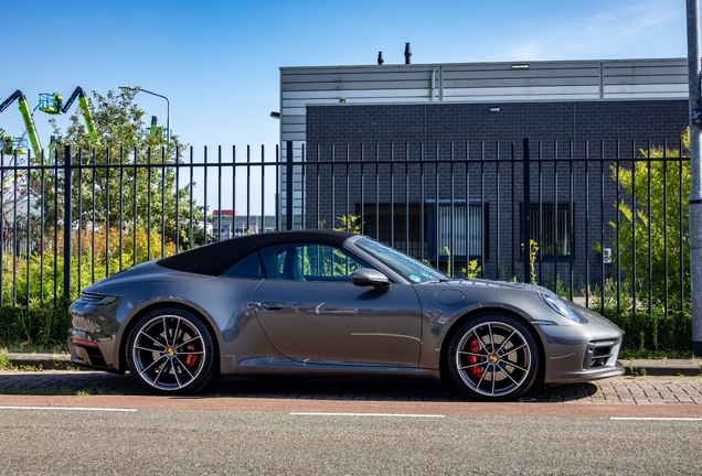 Porsche 992 Carrera S Cabriolet