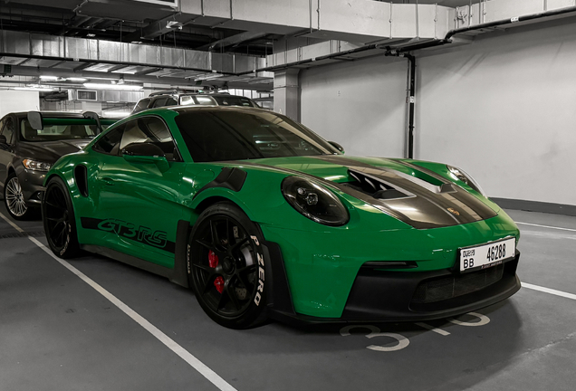 Porsche 992 GT3 RS Weissach Package