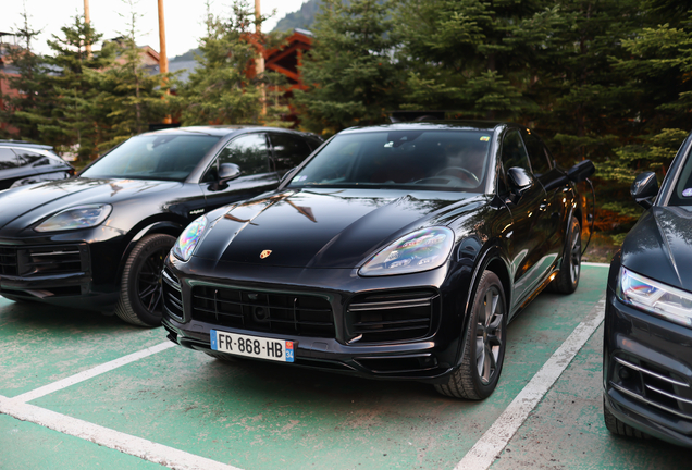 Porsche Cayenne Coupé Turbo S E-Hybrid